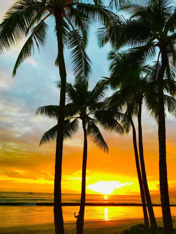 Waikiki 2 Bedrooms, 1 Bath, Free Parking, Sleep 6 Honolulu Exterior photo